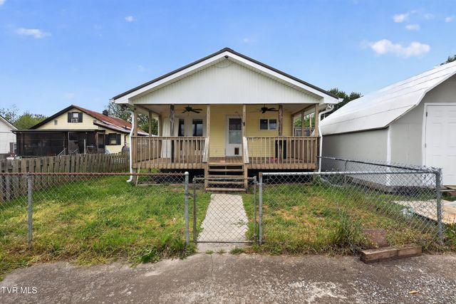 2112 East Myrtle Avenue, Johnson City, TN 37601