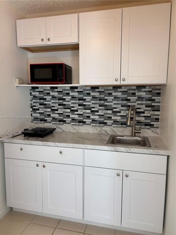 9878 SW 223rd Ter, Cutler Bay, FL 33190