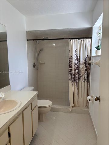 9878 SW 223rd Ter, Cutler Bay, FL 33190