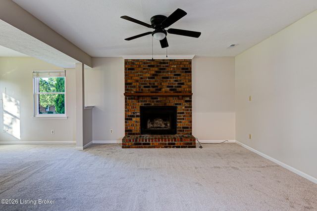 4318 Cara Way, Louisville, KY 40299