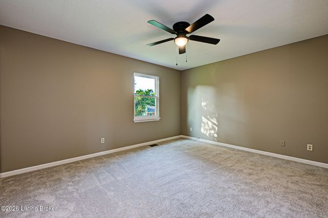 4318 Cara Way, Louisville, KY 40299