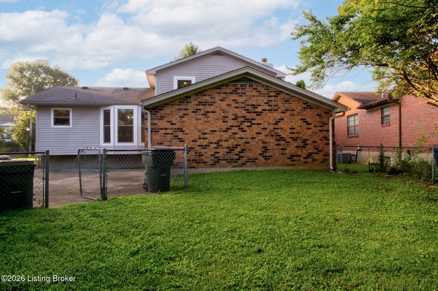 4318 Cara Way, Louisville, KY 40299
