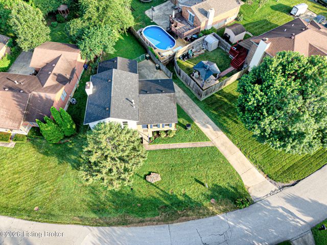 4318 Cara Way, Louisville, KY 40299