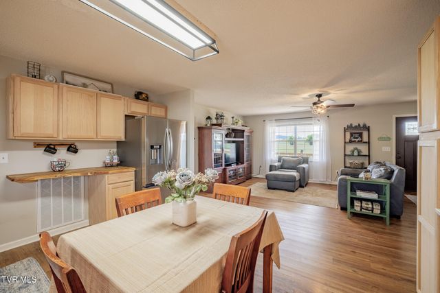 1617 North Highway 81, Jonesborough, TN 37659