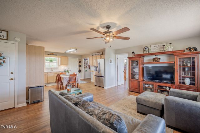 1617 North Highway 81, Jonesborough, TN 37659