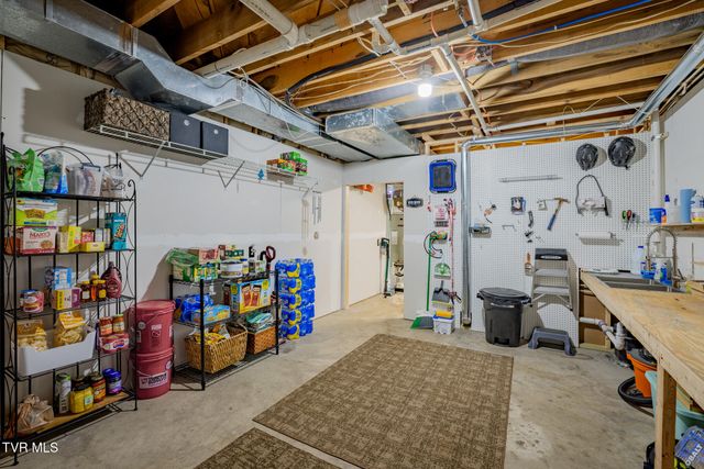 1617 North Highway 81, Jonesborough, TN 37659