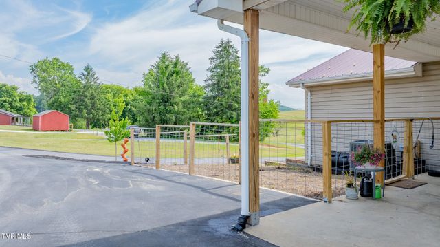 1617 North Highway 81, Jonesborough, TN 37659