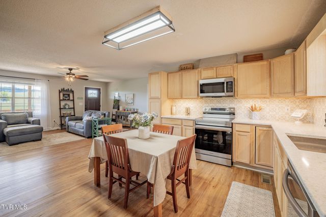 1617 North Highway 81, Jonesborough, TN 37659