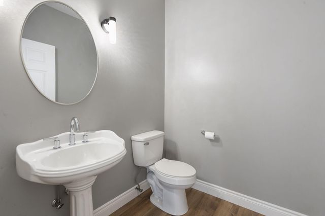 1007 Silvercrest Place, Reeds Spring, MO 65737