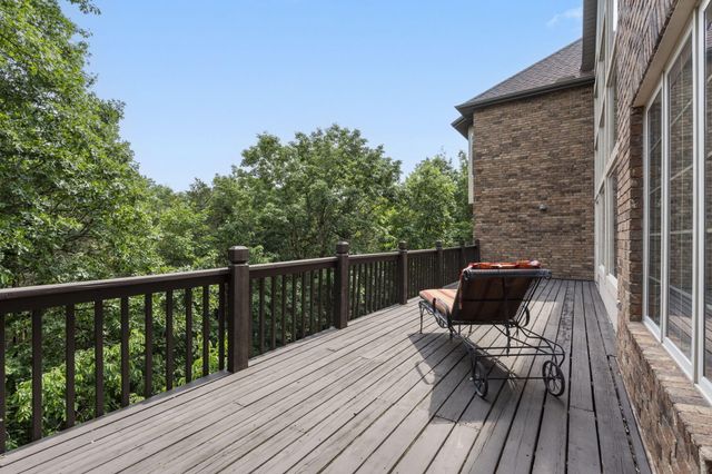 1007 Silvercrest Place, Reeds Spring, MO 65737