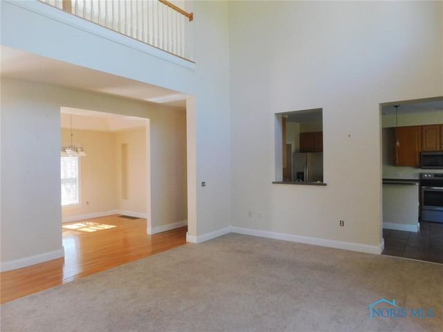 7936 Rockridge Drive, Maumee, OH 43537