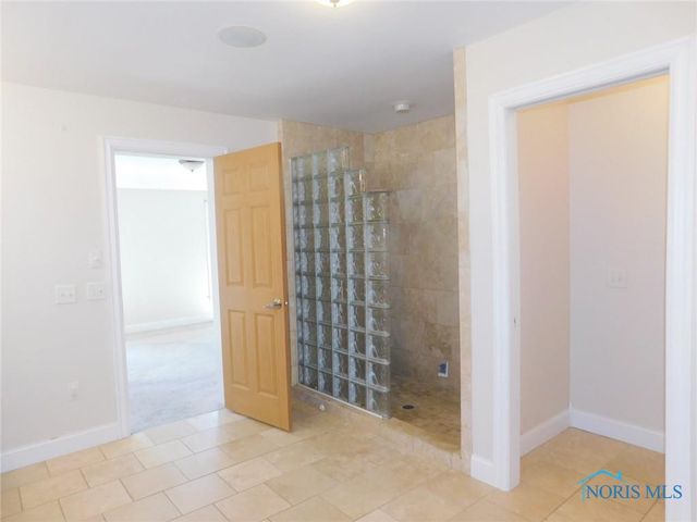 7936 Rockridge Drive, Maumee, OH 43537