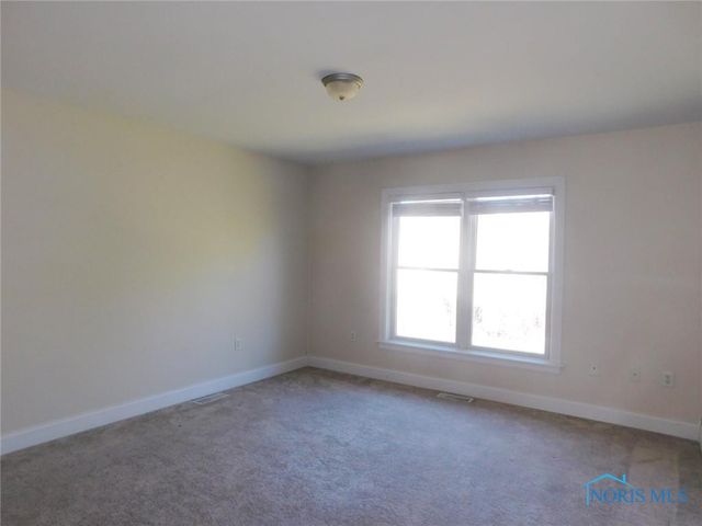 7936 Rockridge Drive, Maumee, OH 43537