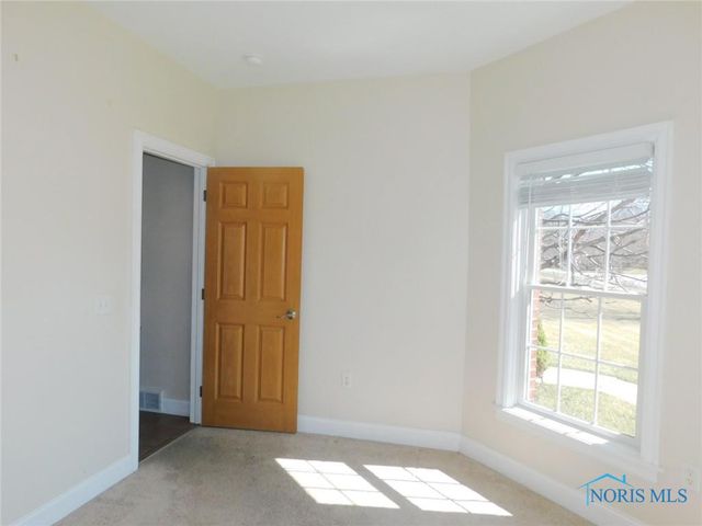 7936 Rockridge Drive, Maumee, OH 43537