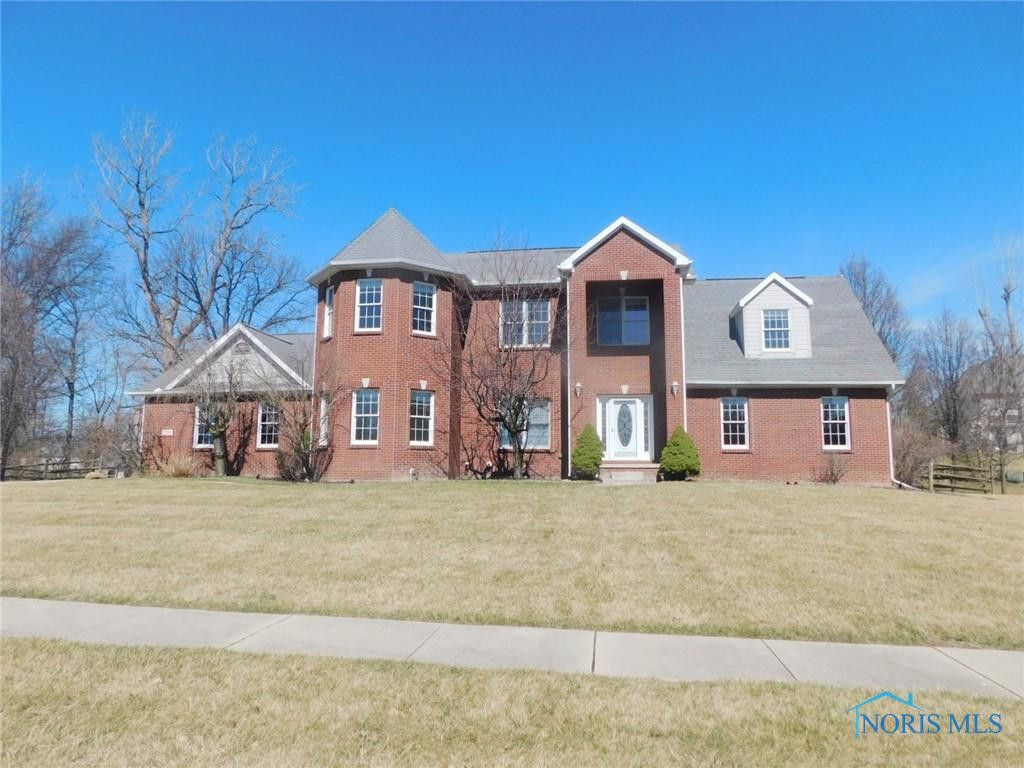 7936 Rockridge Drive, Maumee, OH 43537