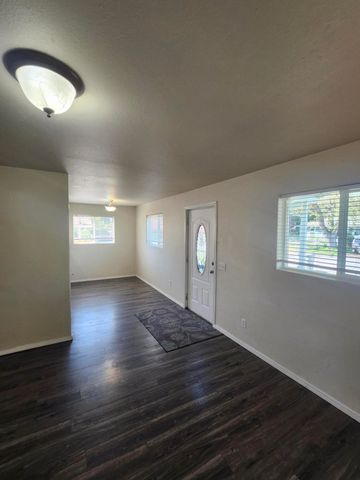 1011 SW I Street, Grants Pass, OR 97526