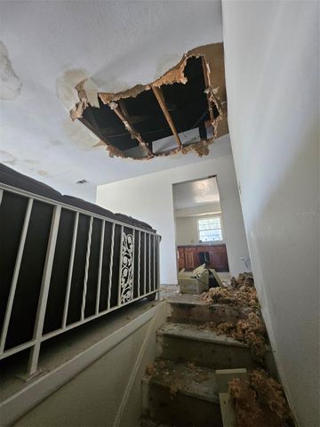 1733 HICKORYWOOD LANE, Orlando, FL 32818