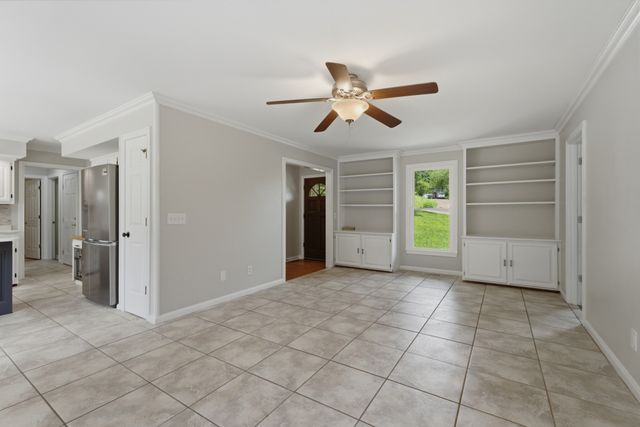 111 Dogwood Ln, Franklin, TN 37064