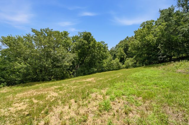 111 Dogwood Ln, Franklin, TN 37064