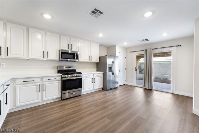 11602 Andorra Street, Las Vegas, NV 89183