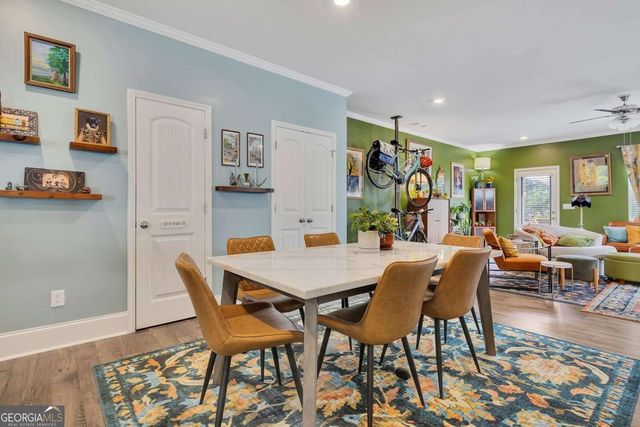 333 Vista Lane, Woodstock, GA 30189