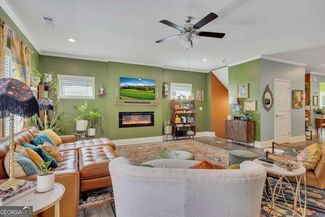 333 Vista Lane, Woodstock, GA 30189