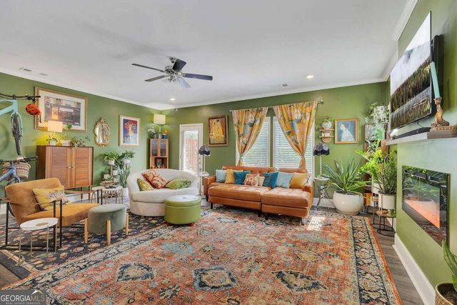 333 Vista Lane, Woodstock, GA 30189
