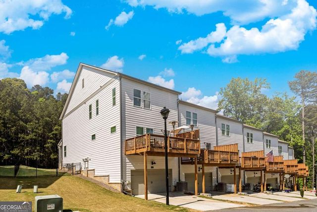333 Vista Lane, Woodstock, GA 30189