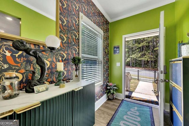 333 Vista Lane, Woodstock, GA 30189