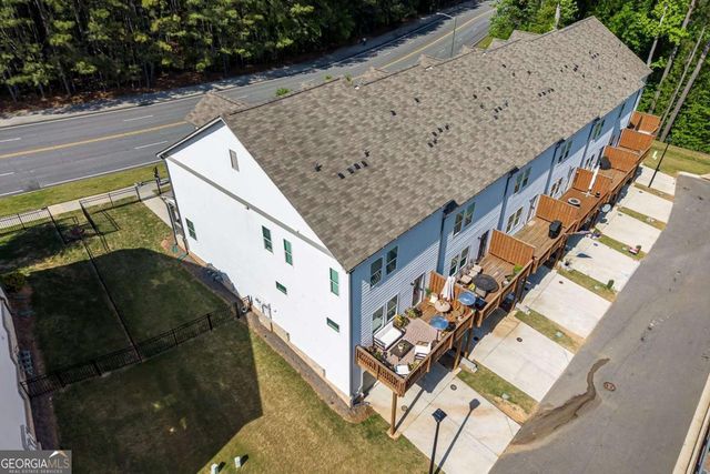 333 Vista Lane, Woodstock, GA 30189