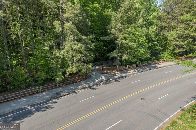 333 Vista Lane, Woodstock, GA 30189