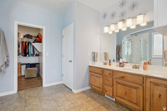 6773 S LIZA LN, West Jordan, UT 84081