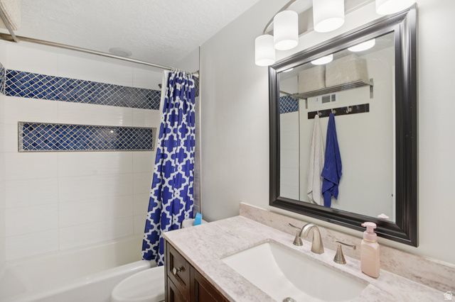 6773 S LIZA LN, West Jordan, UT 84081