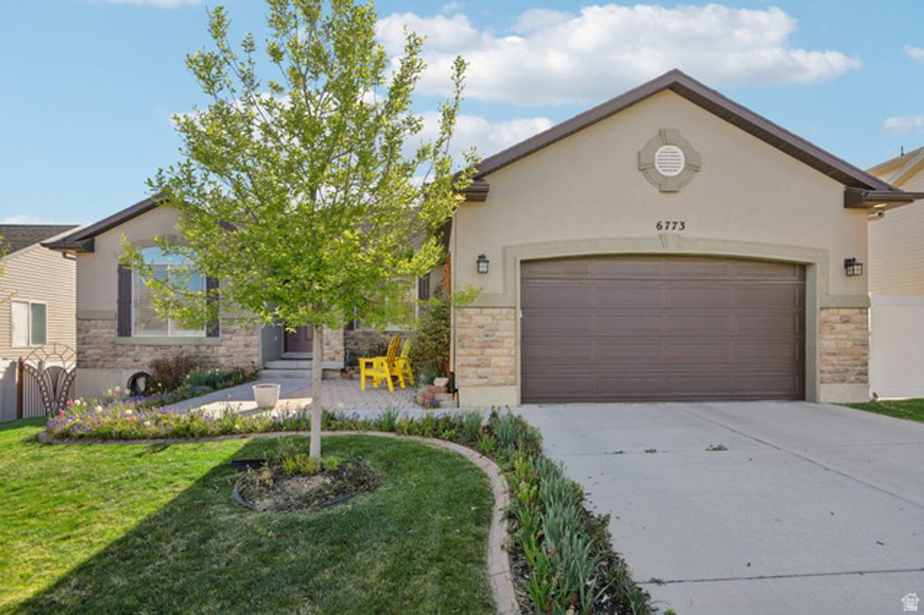 Image 1 of property listing at 6773 S LIZA LN, West Jordan, UT 84081