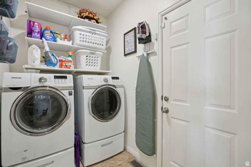 Image 27 of property listing at 6773 S LIZA LN, West Jordan, UT 84081