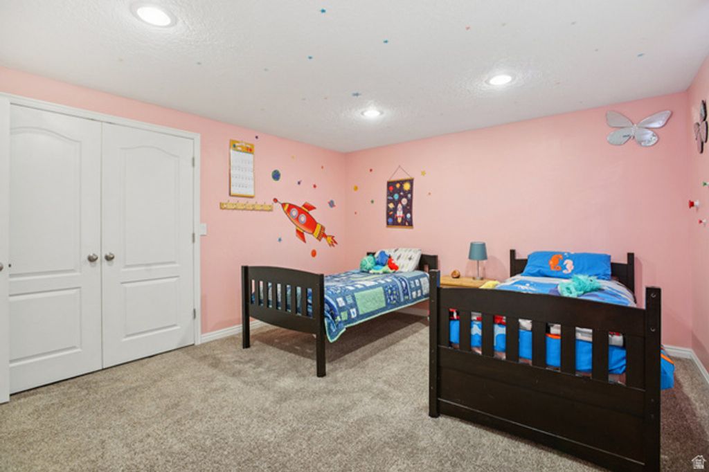 Image 41 of property listing at 6773 S LIZA LN, West Jordan, UT 84081