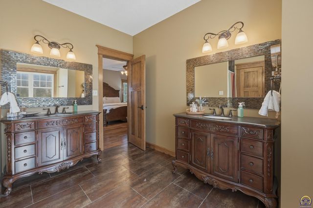 3501 SW Welton Grove Circle, Topeka, KS 66610