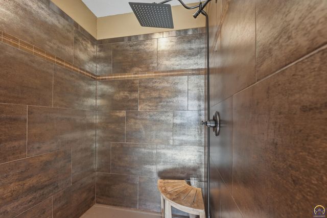 3501 SW Welton Grove Circle, Topeka, KS 66610