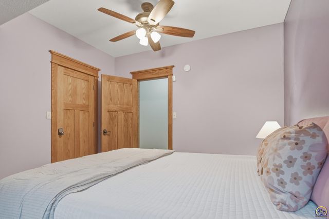 3501 SW Welton Grove Circle, Topeka, KS 66610