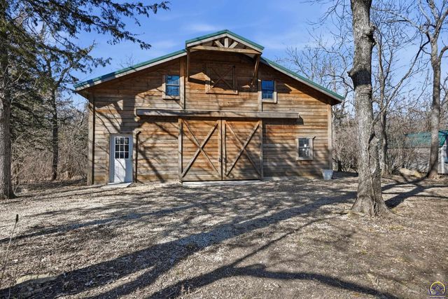 3501 SW Welton Grove Circle, Topeka, KS 66610