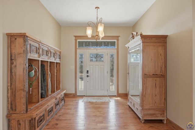 3501 SW Welton Grove Circle, Topeka, KS 66610