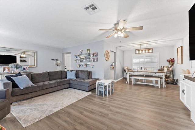 2569 SW 14th Court, Deerfield Beach, FL 33442