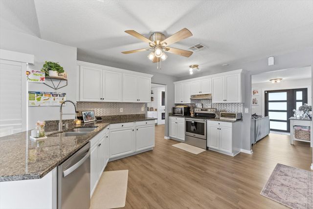 2569 SW 14th Court, Deerfield Beach, FL 33442