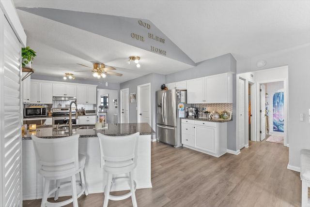 2569 SW 14th Court, Deerfield Beach, FL 33442