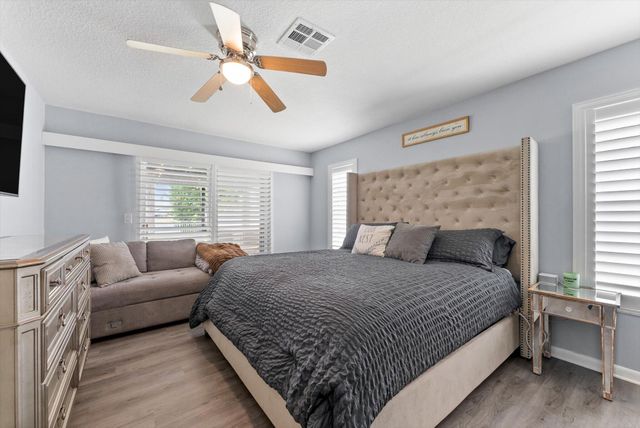 2569 SW 14th Court, Deerfield Beach, FL 33442