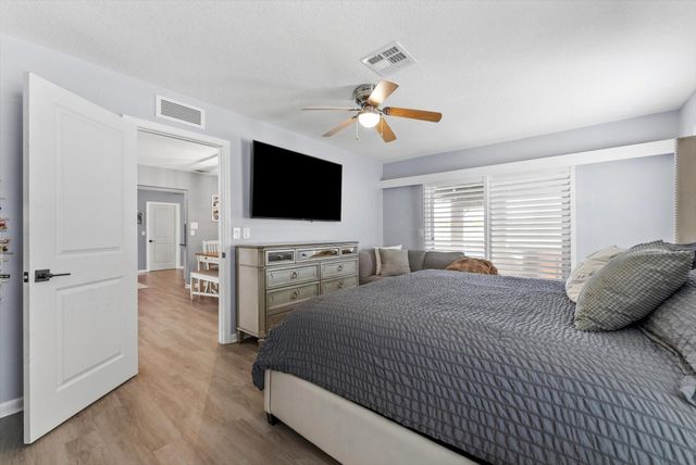 2569 SW 14th Court, Deerfield Beach, FL 33442