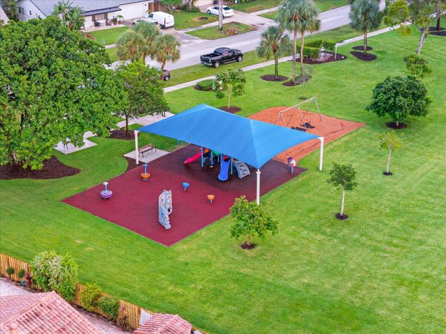 2569 SW 14th Court, Deerfield Beach, FL 33442