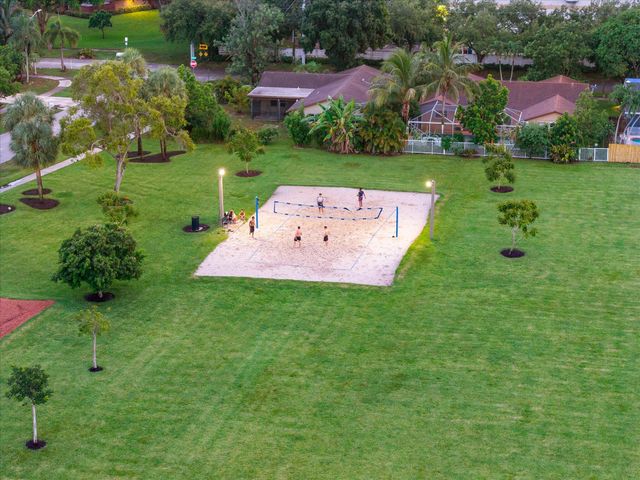 2569 SW 14th Court, Deerfield Beach, FL 33442