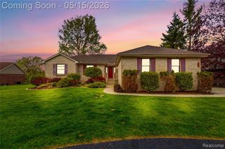 450 W Drahner Road, Oxford, MI 48371