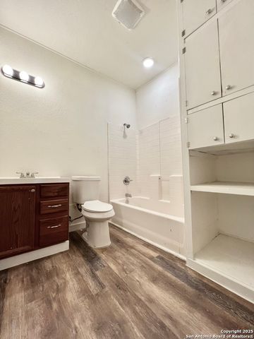4611 hackberry, San Antonio, TX 78223
